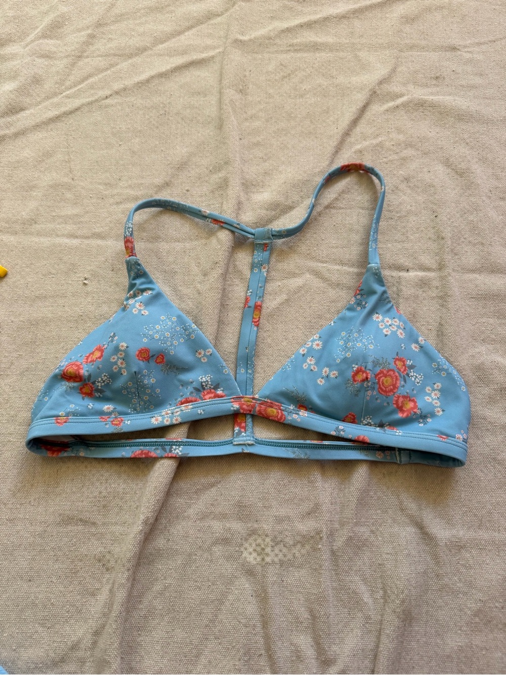 Jolyn Rosalinda Bikini Top in size S